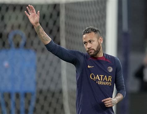 Neymar, seis anos em Paris: o atleta, a celebridade e os .